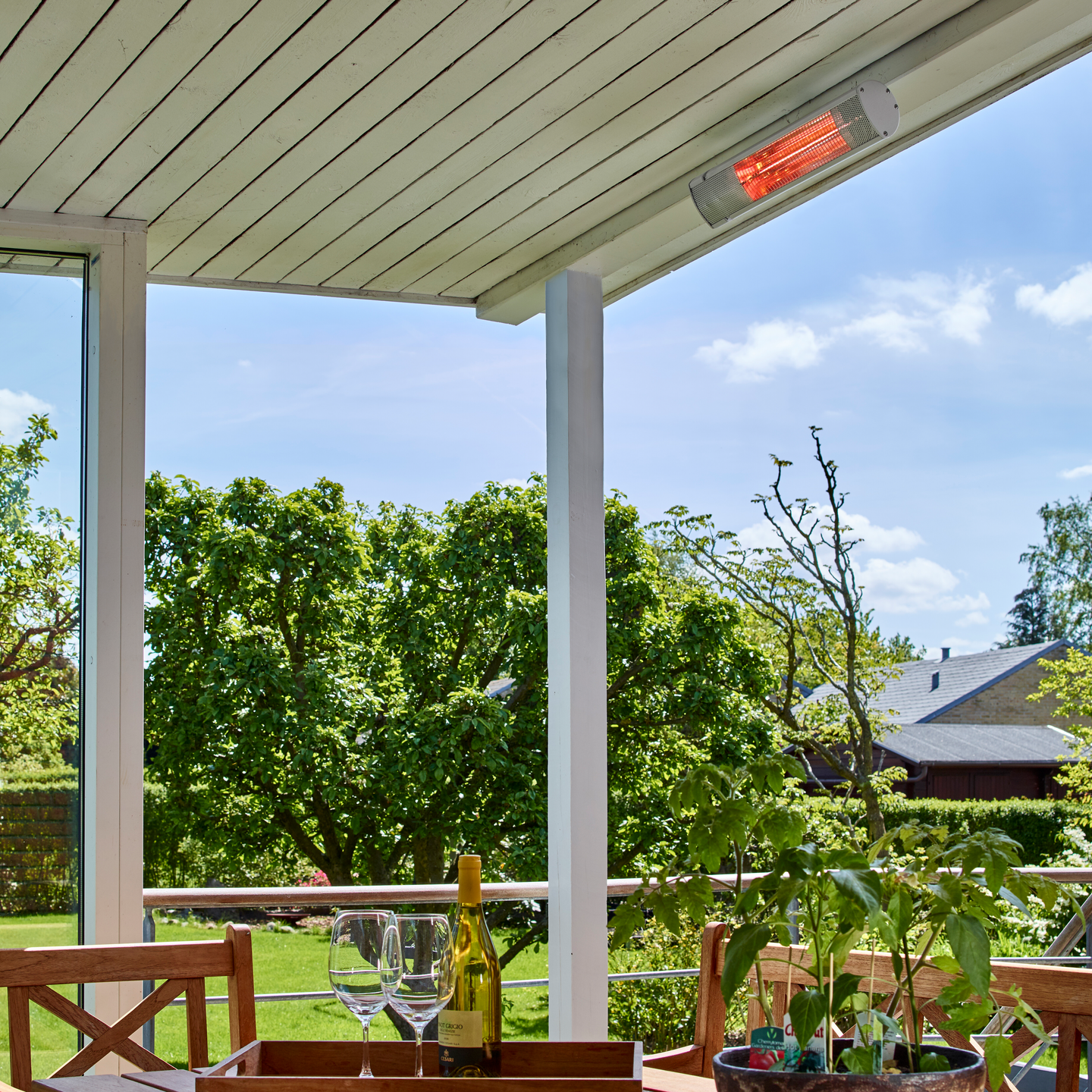 Terassilämmitin Hortus seinämalli 1500W hopea