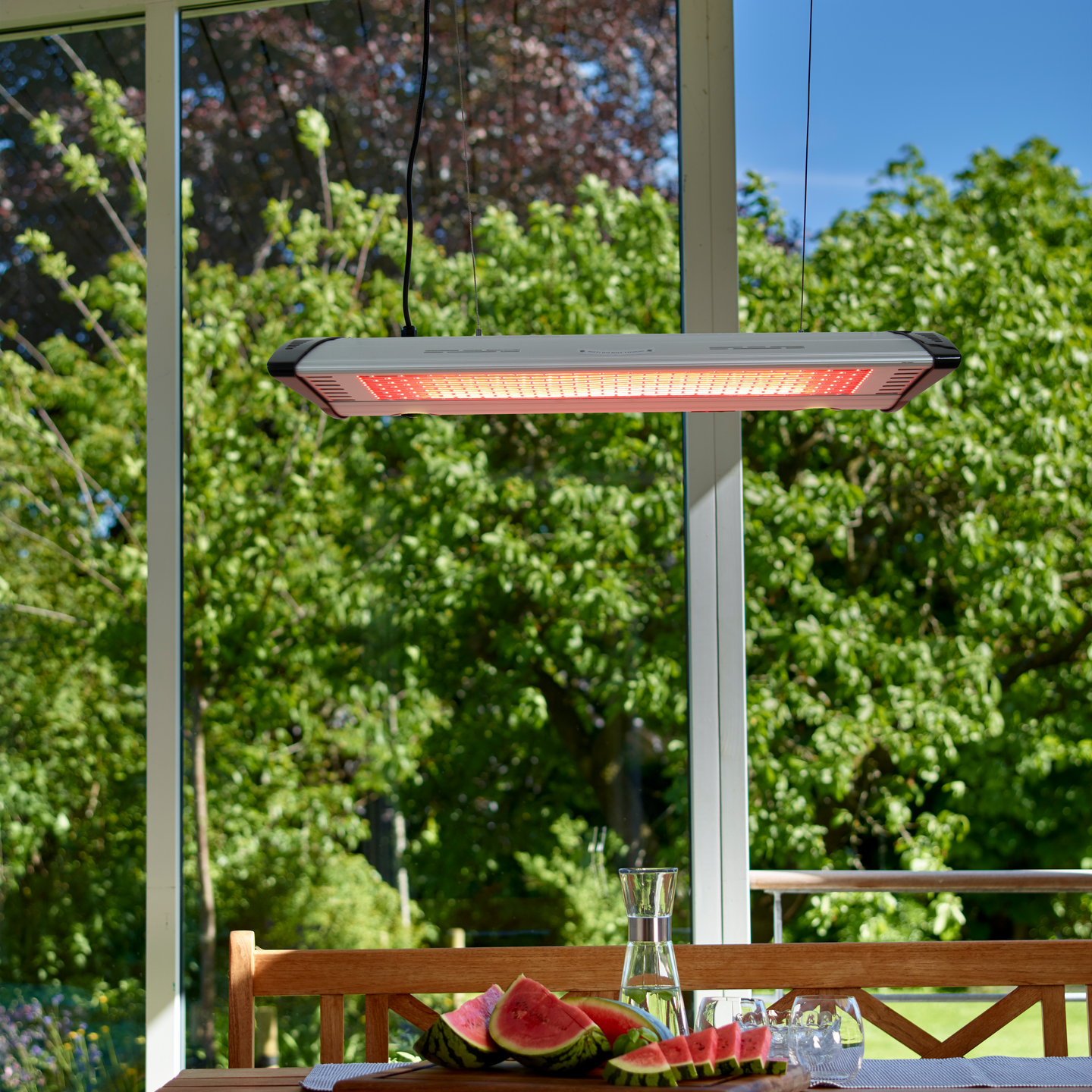 Terassilämmitin Hortus ripustettava 1000/2000 W hopea