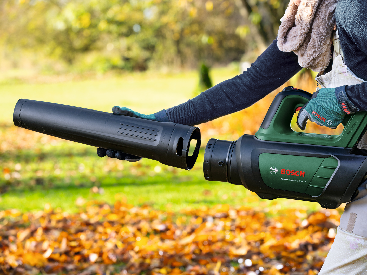 Akkulehtipuhallin Bosch AdvancedLeafBlower 36V-750 Solo