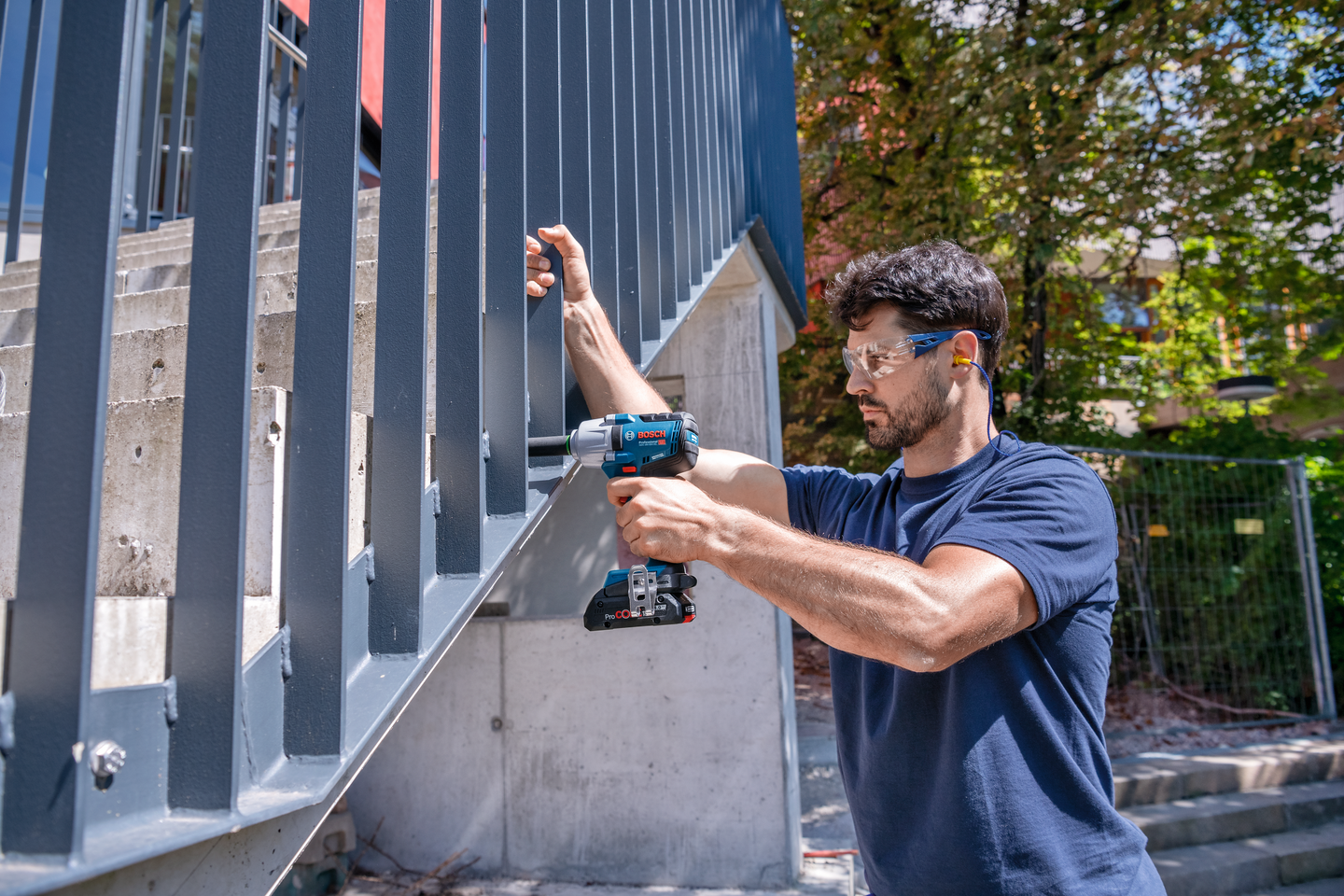 Akkuiskumutterinväännin Bosch GDS 18V-450 HC Solo L-Boxx GCY