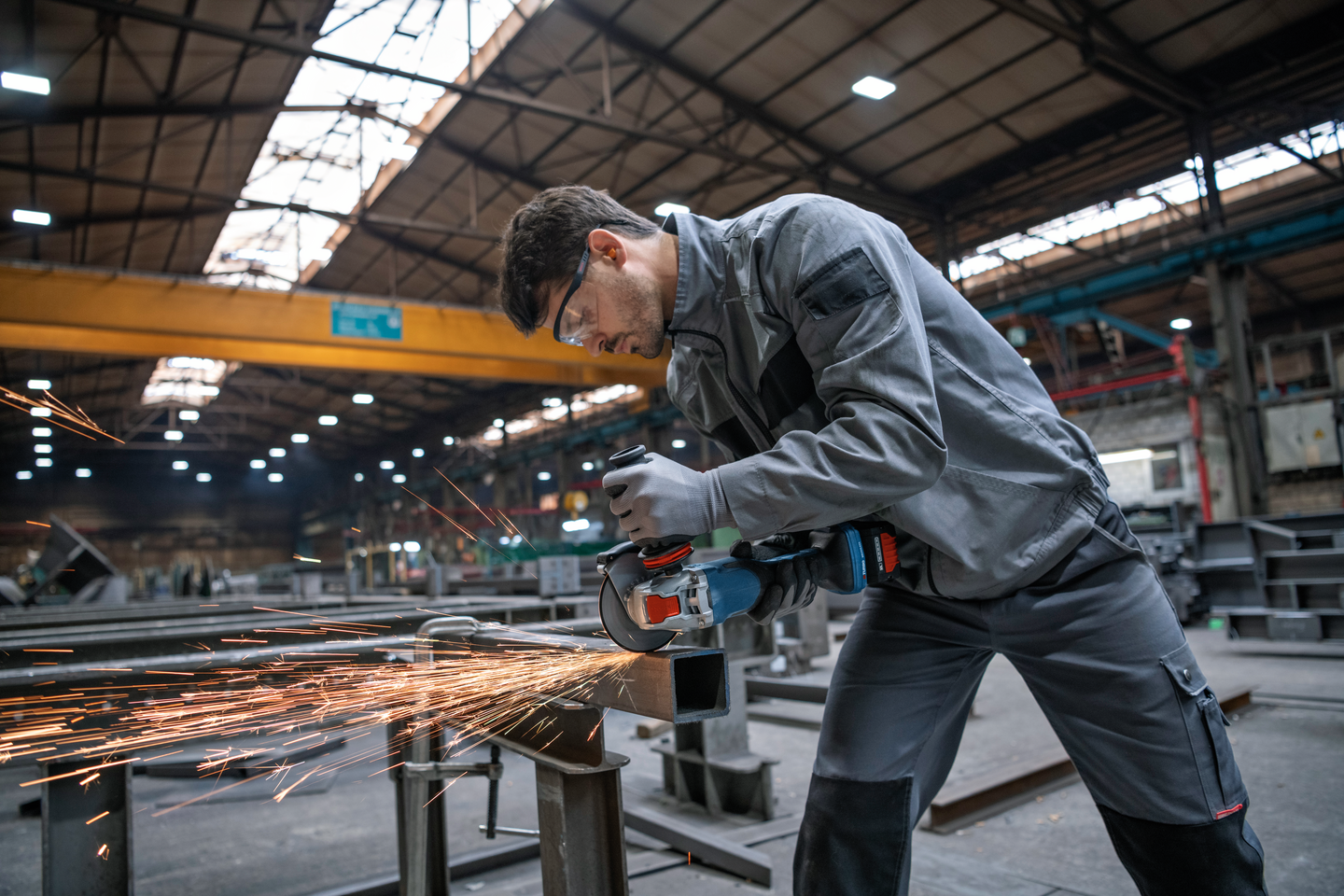 Akkukulmahiomakone Bosch GWX 18V-15 P Solo