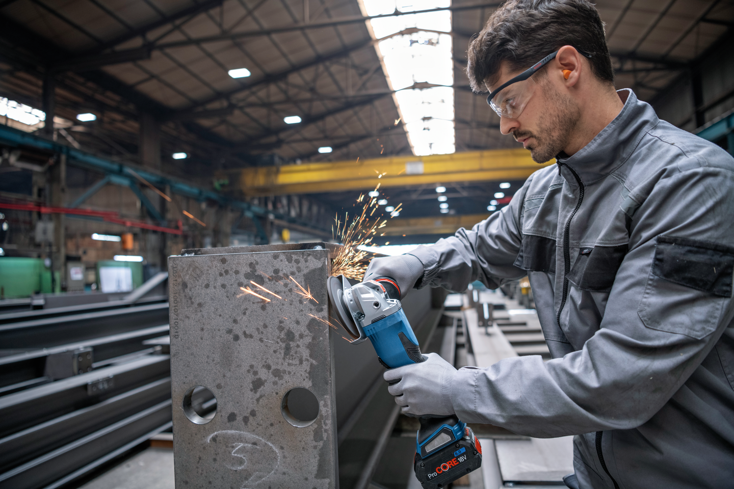 Akkukulmahiomakone Bosch GWX 18V-15 P Solo