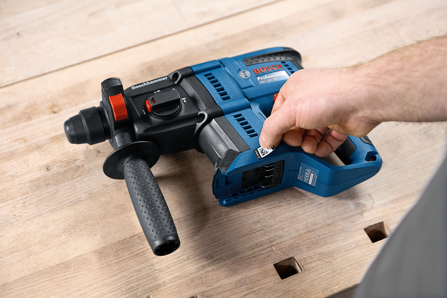 ID-tarra Bosch suuri 25x50mm 50kpl