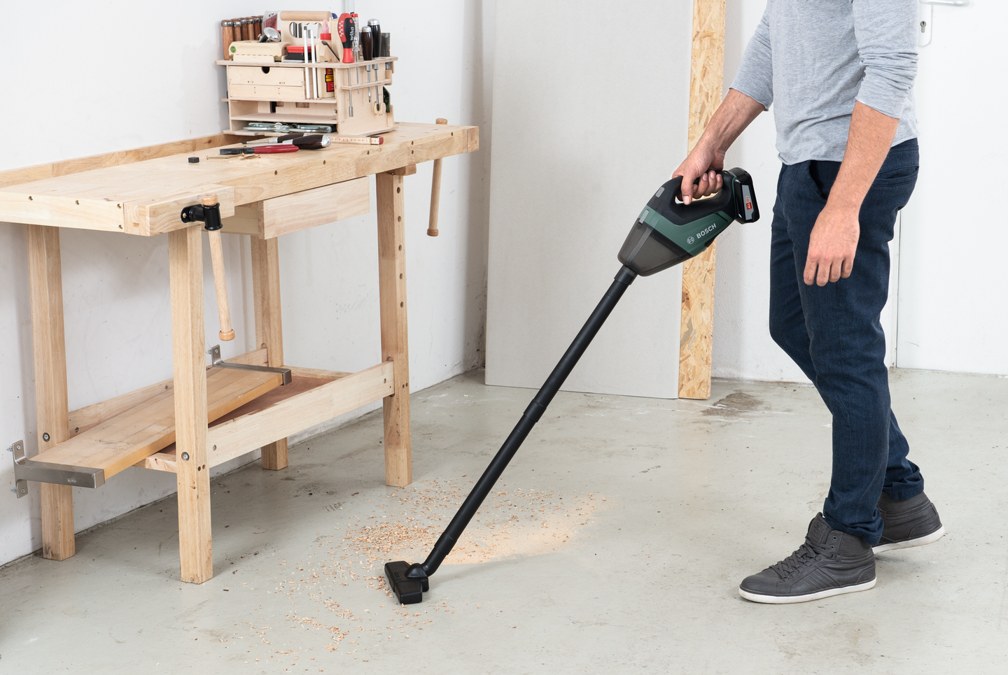 Akku- ja laturipaketti Bosch 18V 1x2,5Ah AL 18V-20 DIY