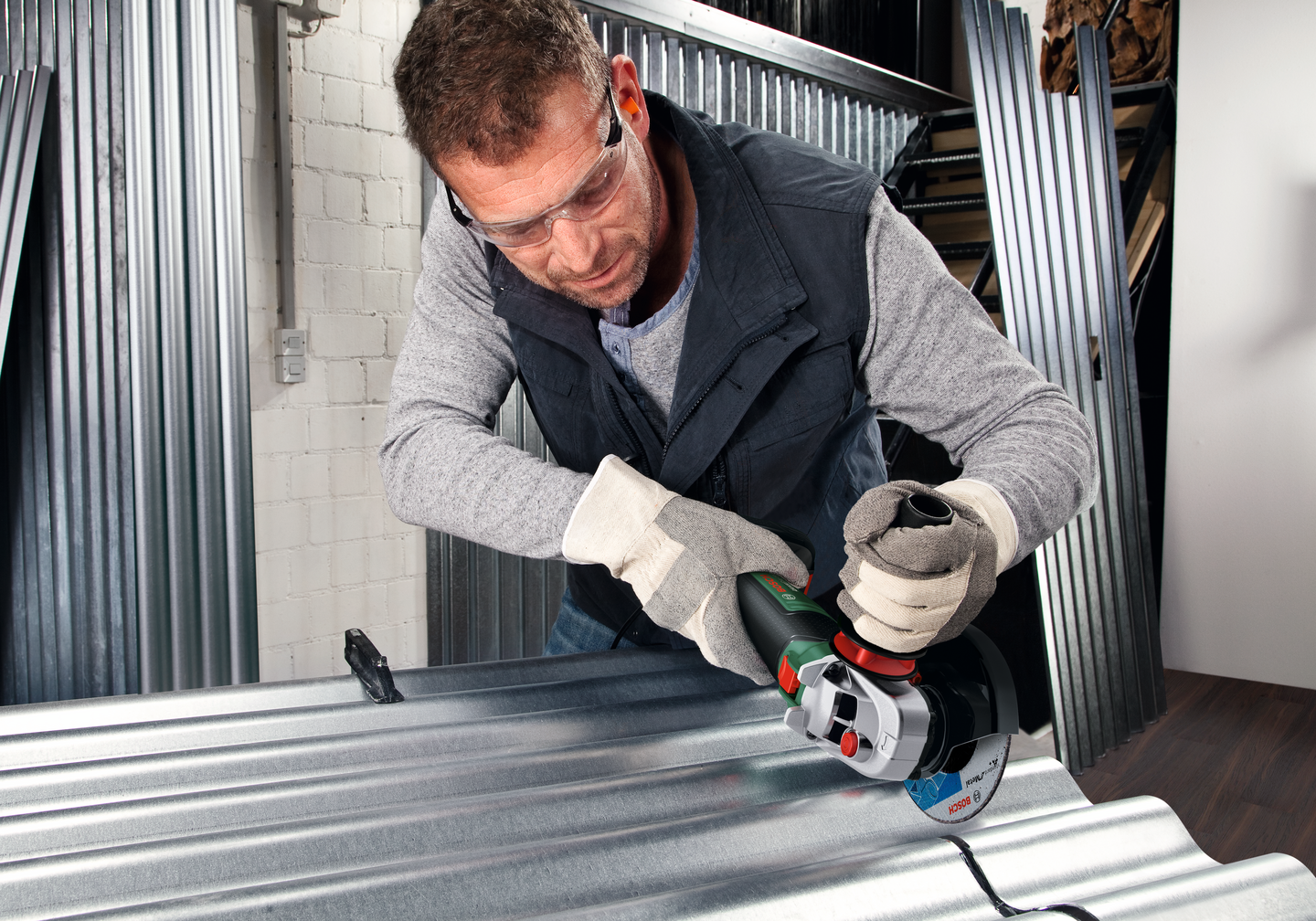 Akkukulmahiomakone Bosch AdvancedGrind 18V-80 Solo