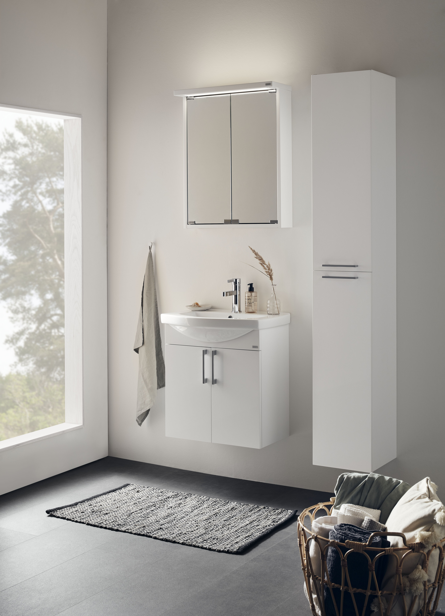 SPEGELSKÅP NORO ALVA 550 VIT MATT