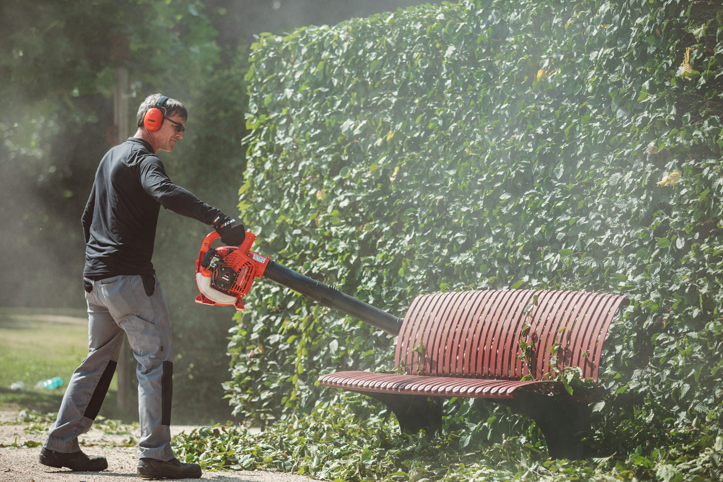 Puhallin Echo PB-2520