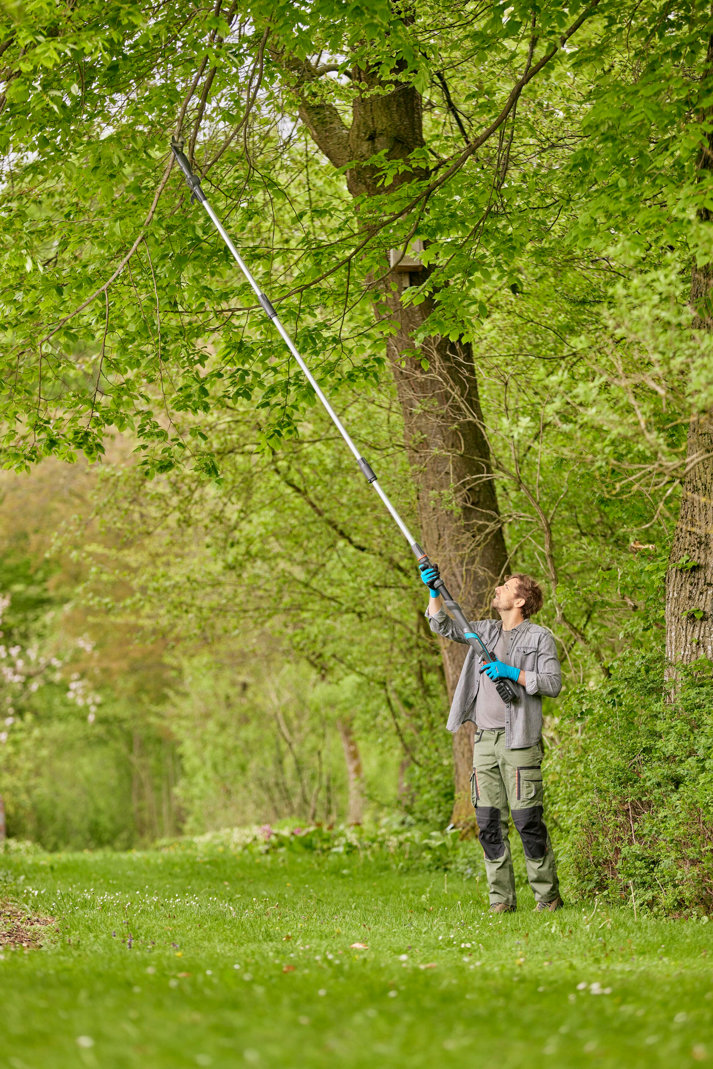 Akkuoksaleikkuri GARDENA teleskooppi HighCut 360/18V P4A Solo