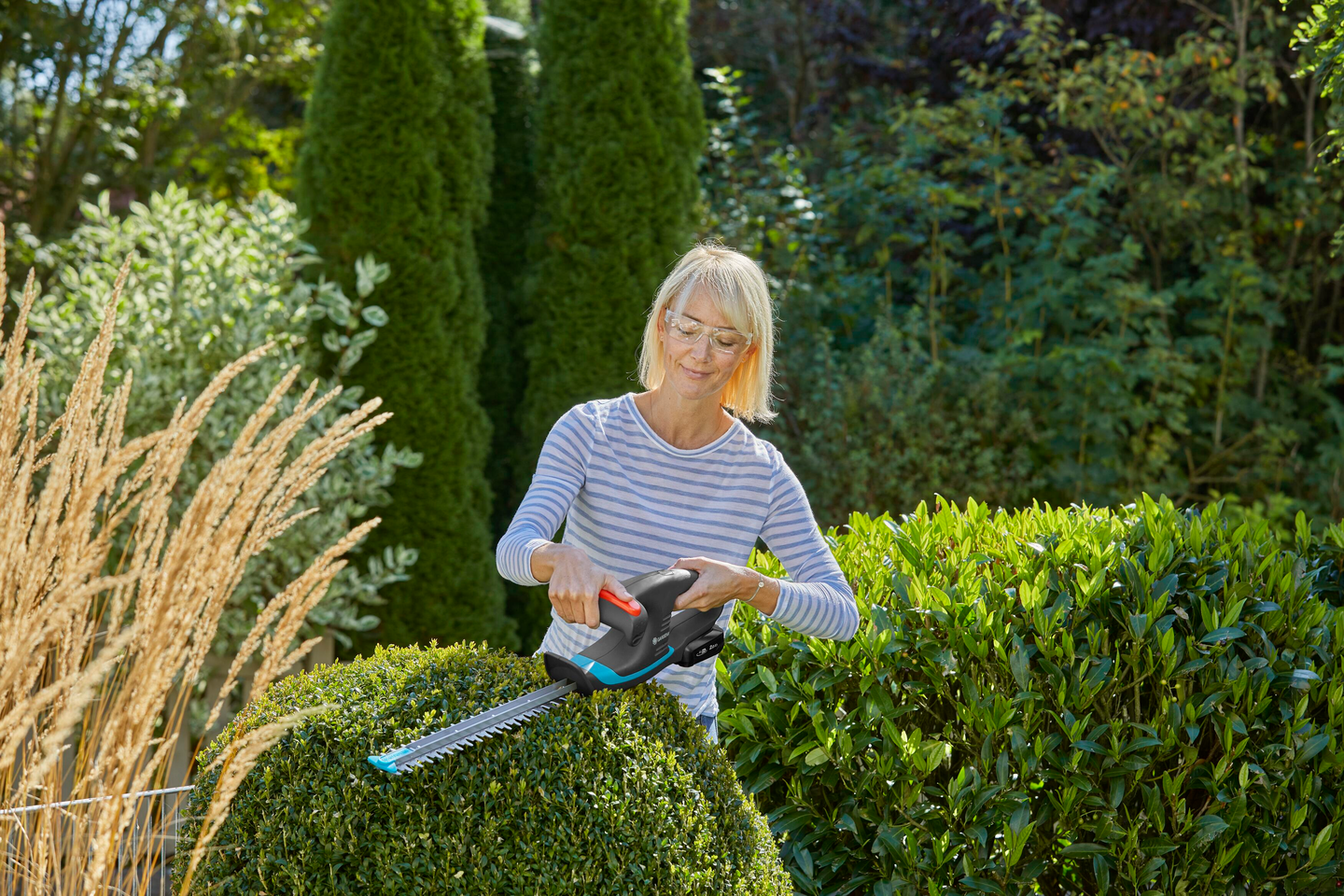 Akkupensasleikkuri GARDENA EasyCut 40/18V P4A Solo