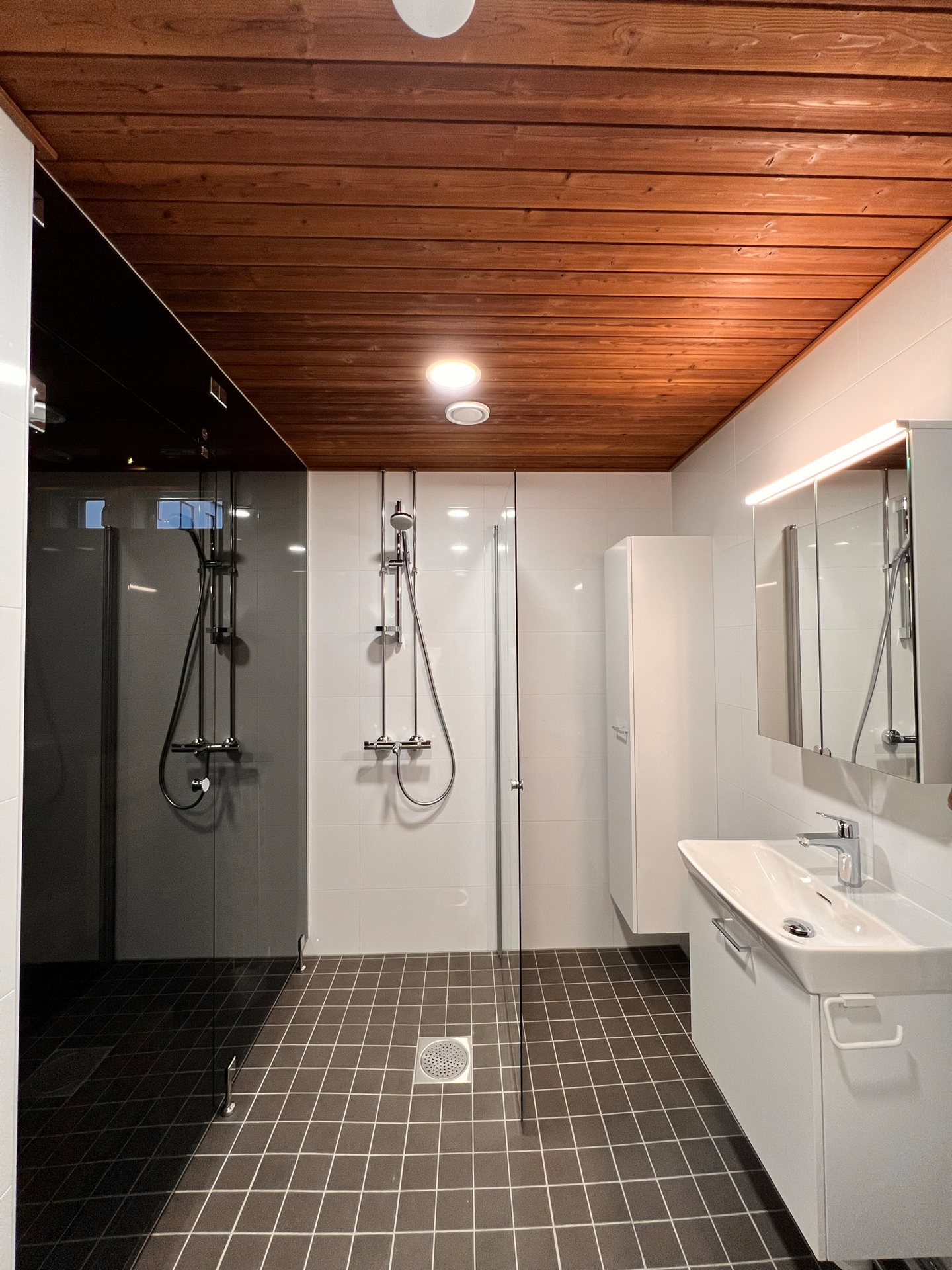 Laudelauta Siparila 32x175x2350 liimapuu lämpökuusi