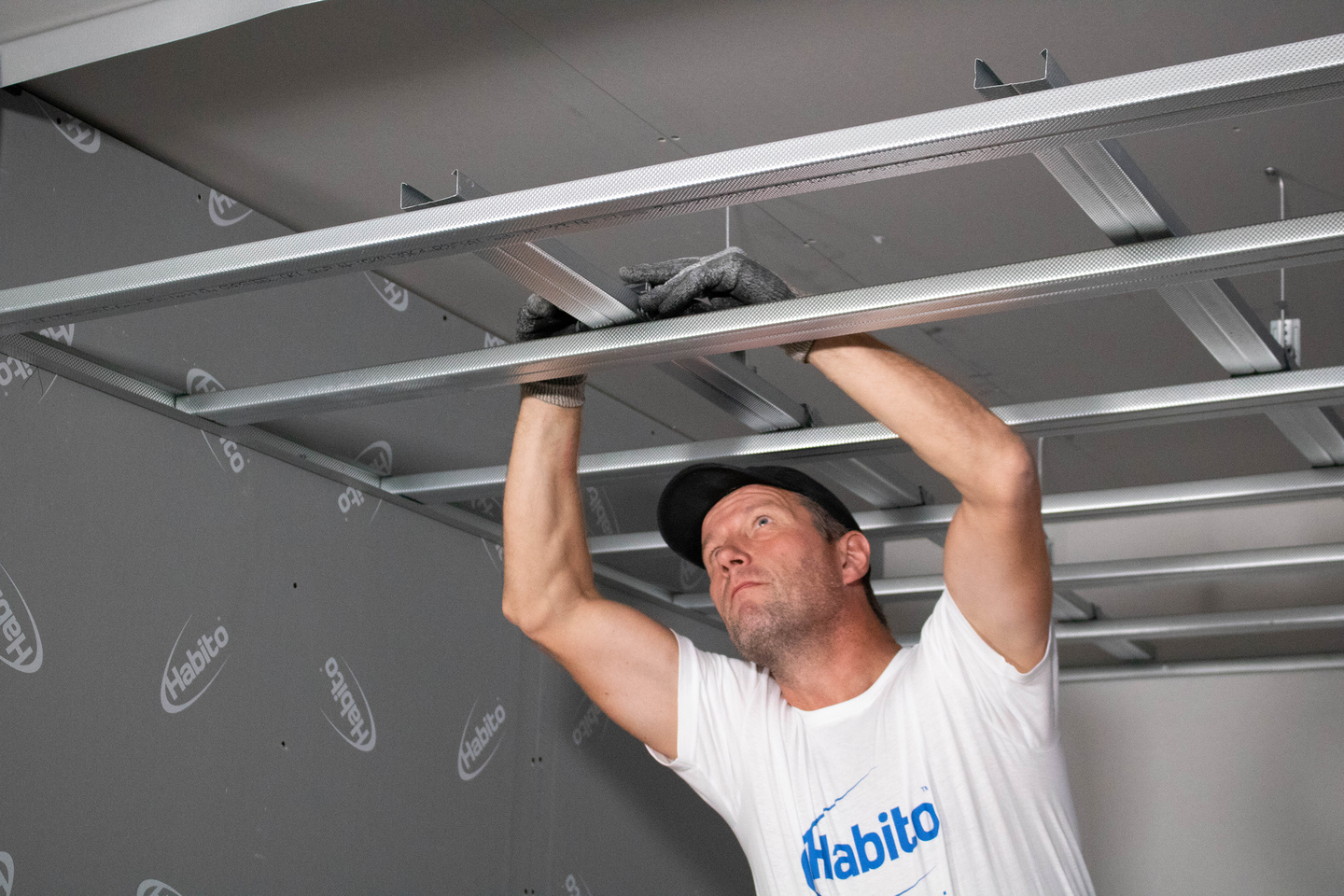 Pitkittäiskannattaja Gypsteel GK 1