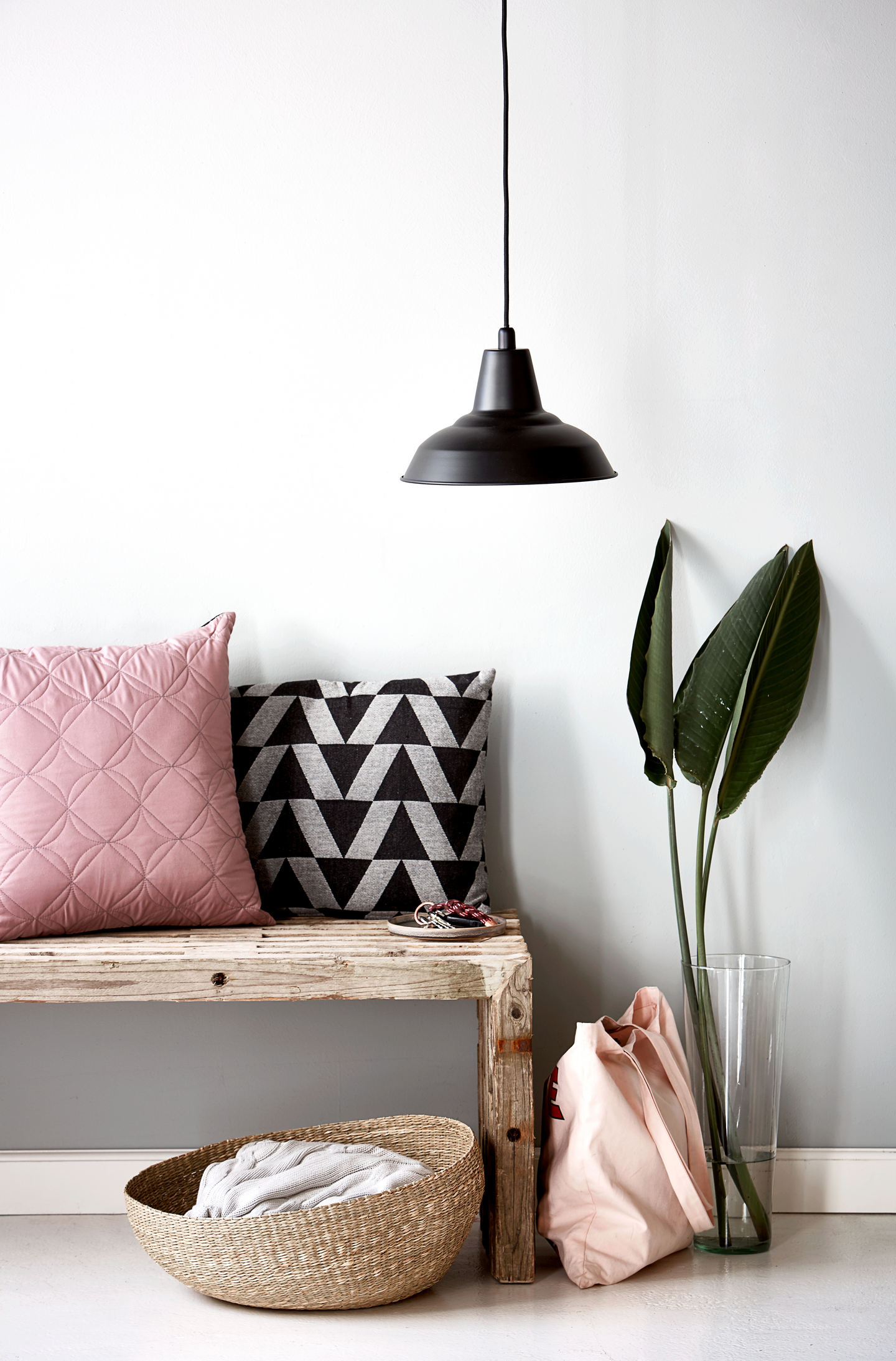 Riippuvalaisin Nordlux Lyne E27 musta