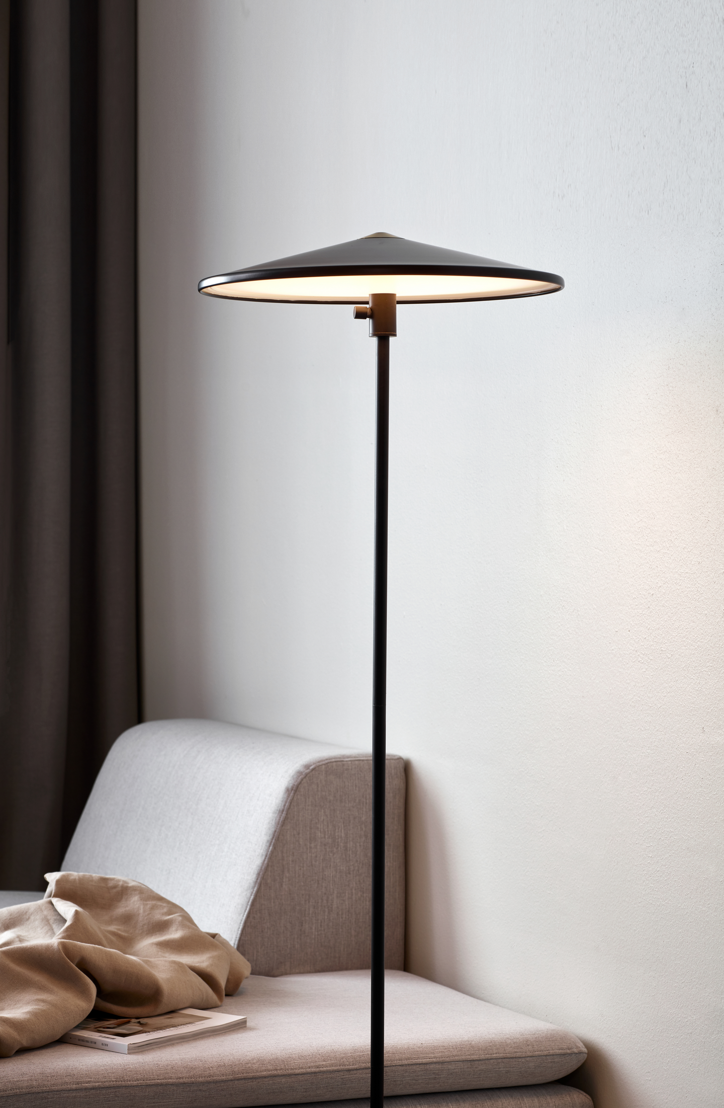 Lattiavalaisin Nordlux Balance 17,5W 1700lm 2700K musta