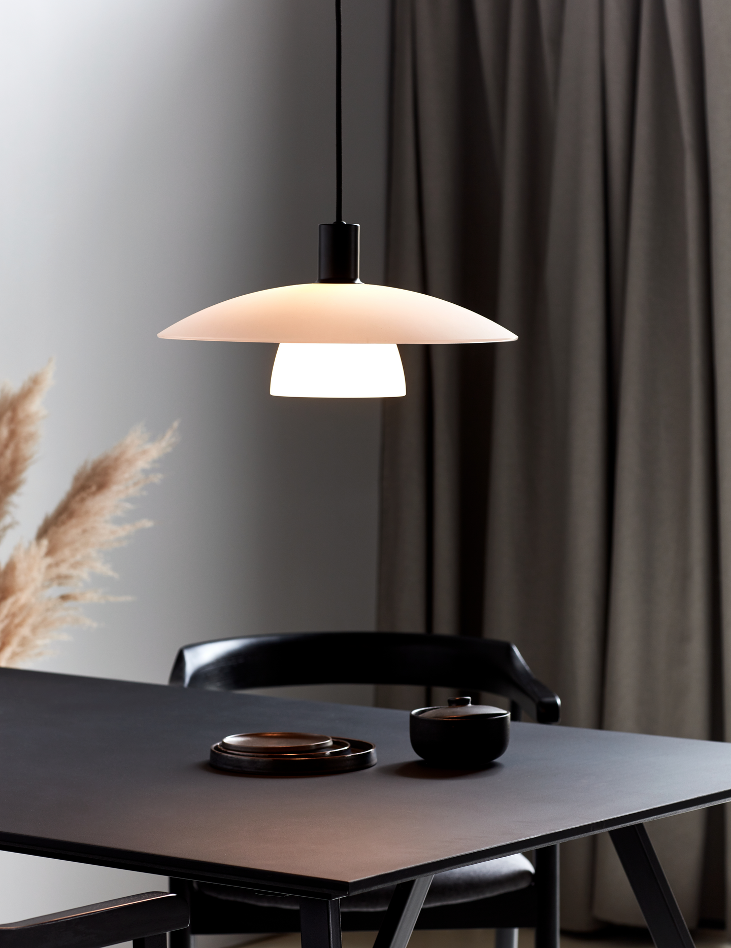 Riippuvalaisin Nordlux Verona E27 musta