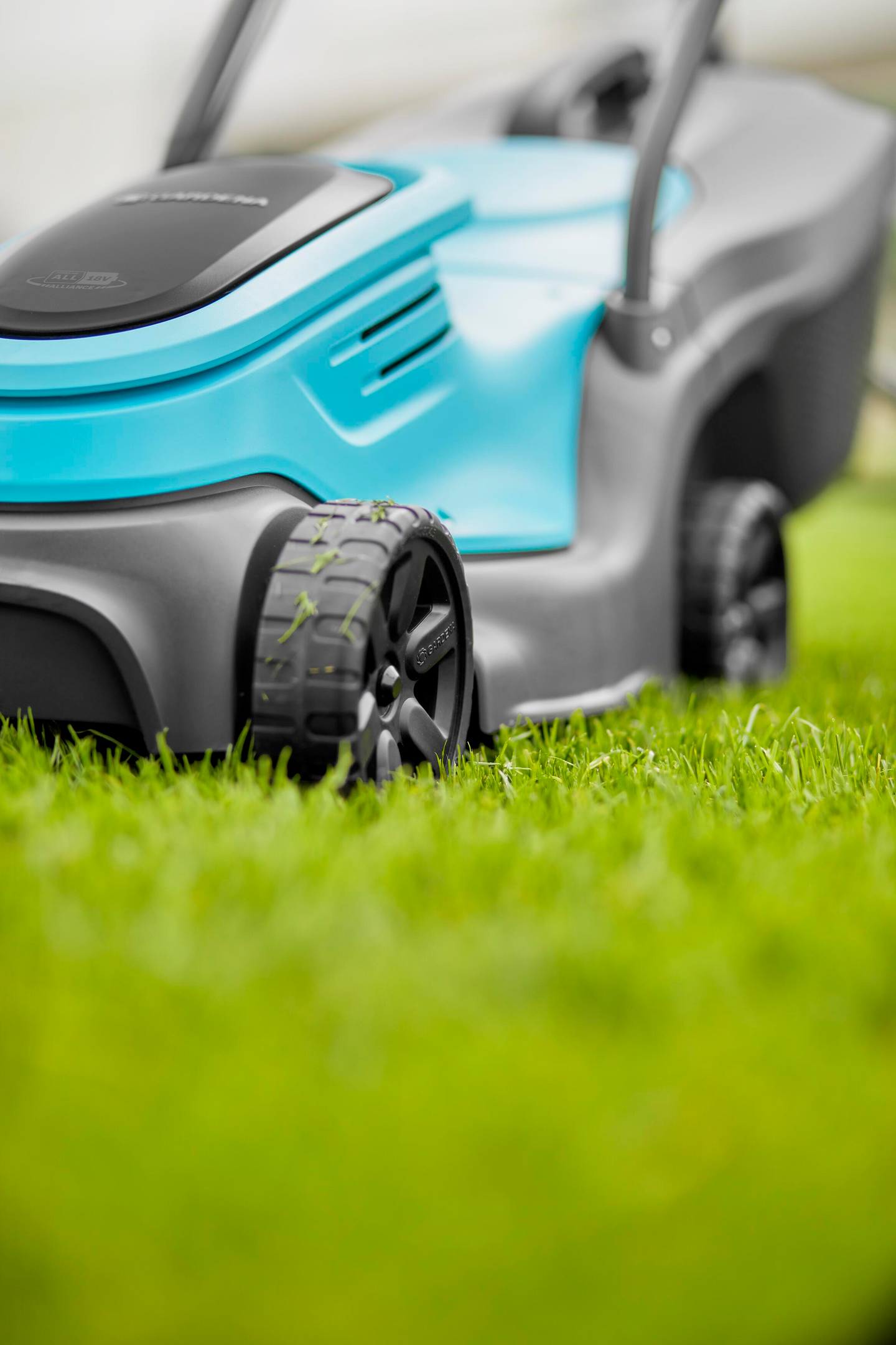 Akkuruohonleikkuri GARDENA PowerMax 30/18V P4A Solo