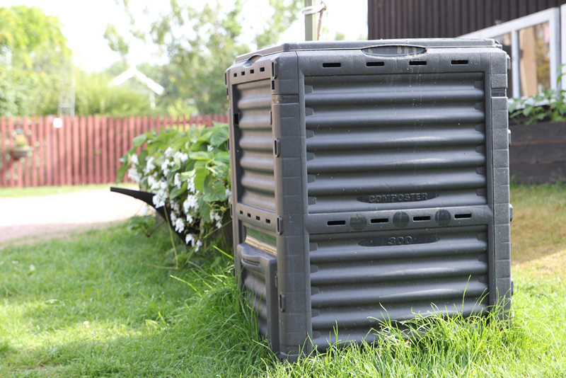 Kylmäkomposti GreenLine 300l musta
