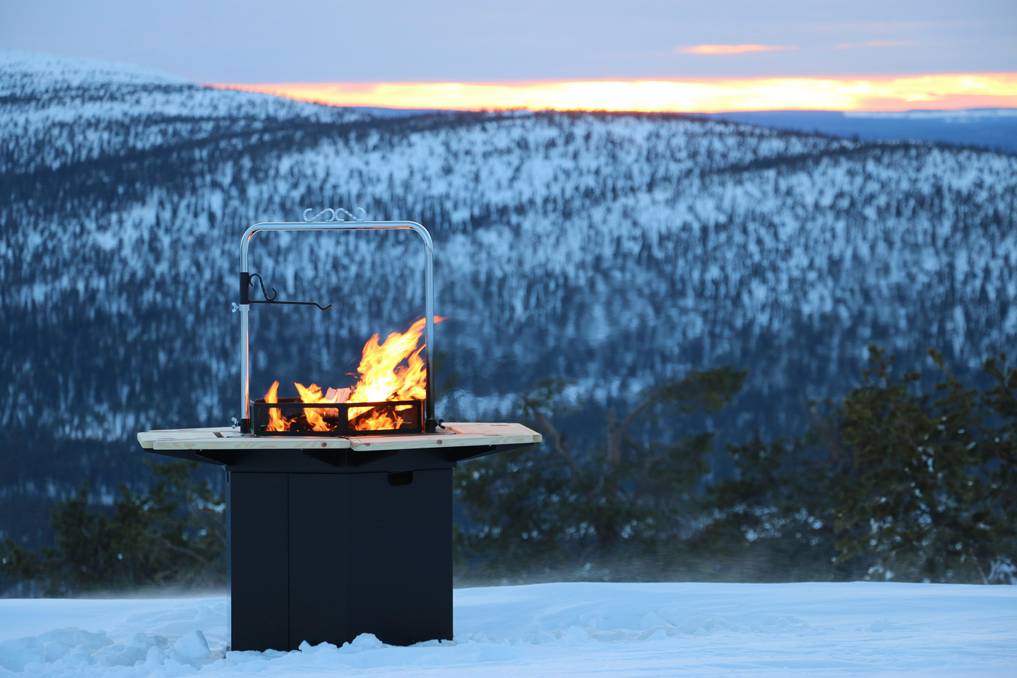 Pihagrilli Polar M6 6-kulmainen