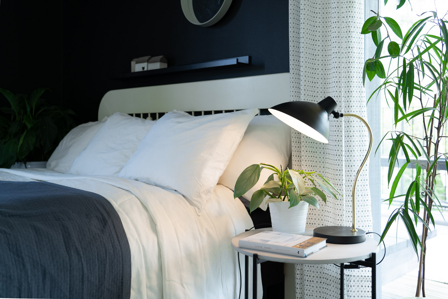 Pöytävalaisin Sessak Jayden musta