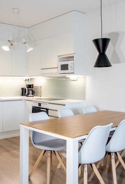 Riippuvalaisin Sessak Länsi musta