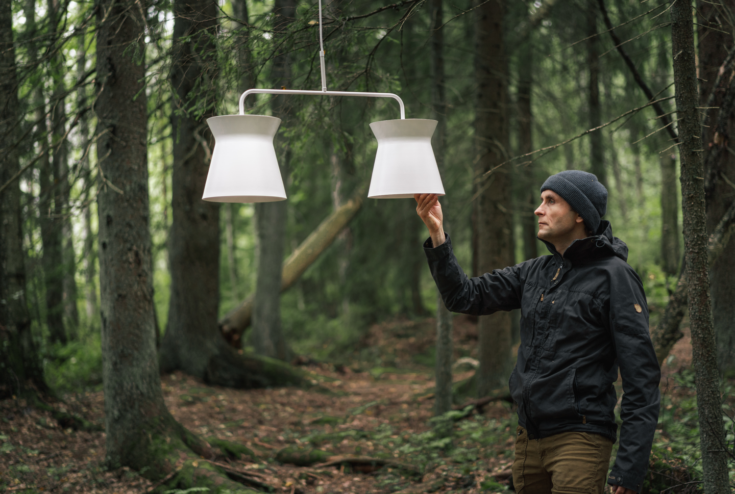 Riippuvalaisin Sessak Kaksi valkoinen