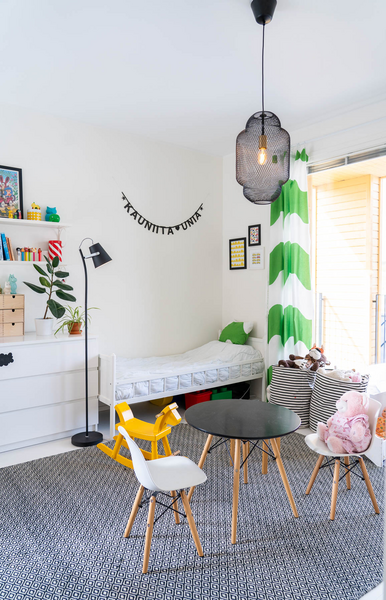 Riippuvalaisin Sessak Demi 3 musta