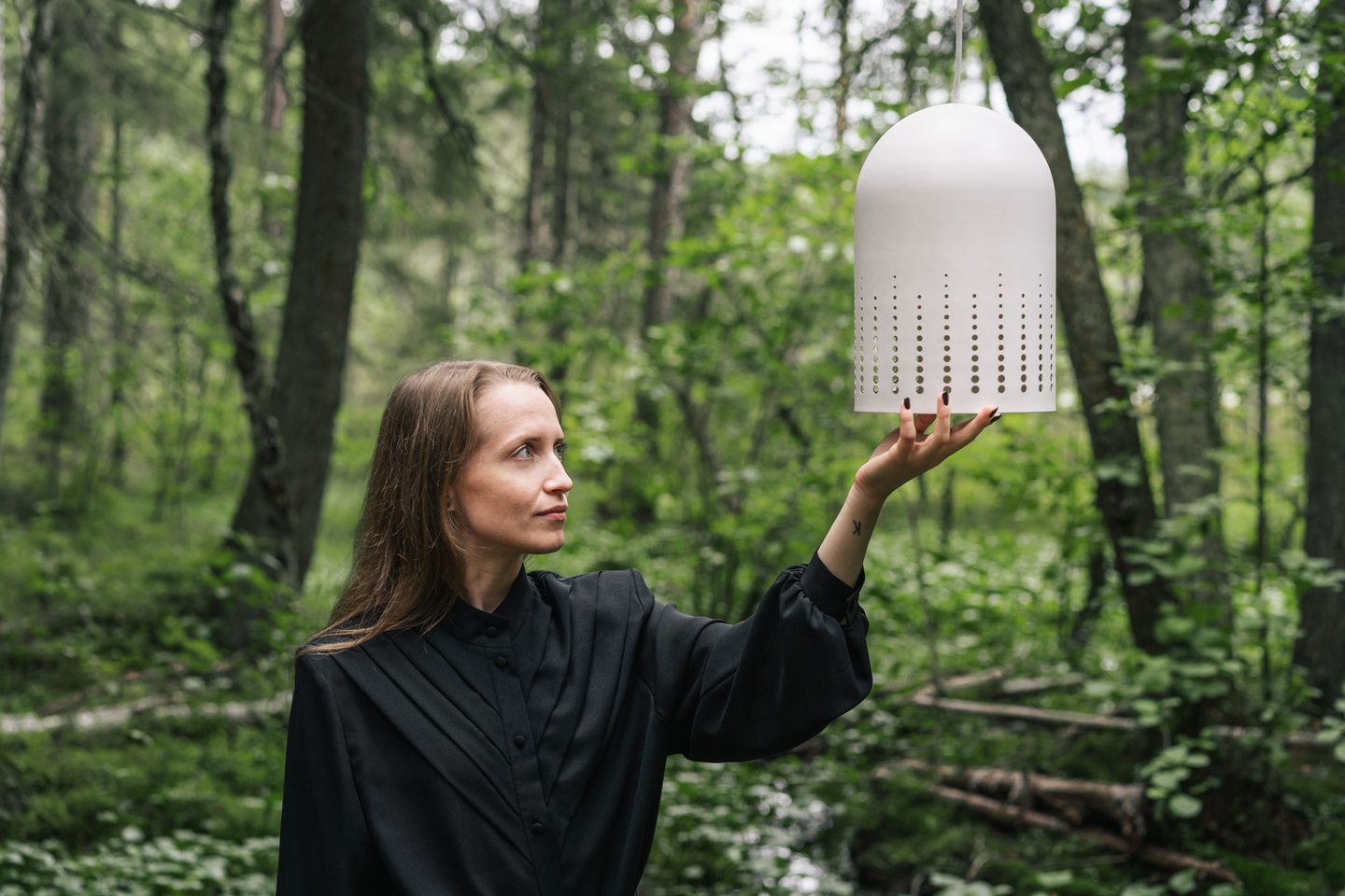 Riippuvalaisin Sessak Pisarat valkoinen