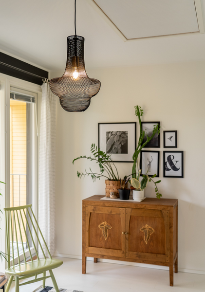 Riippuvalaisin Sessak Demi 1 musta