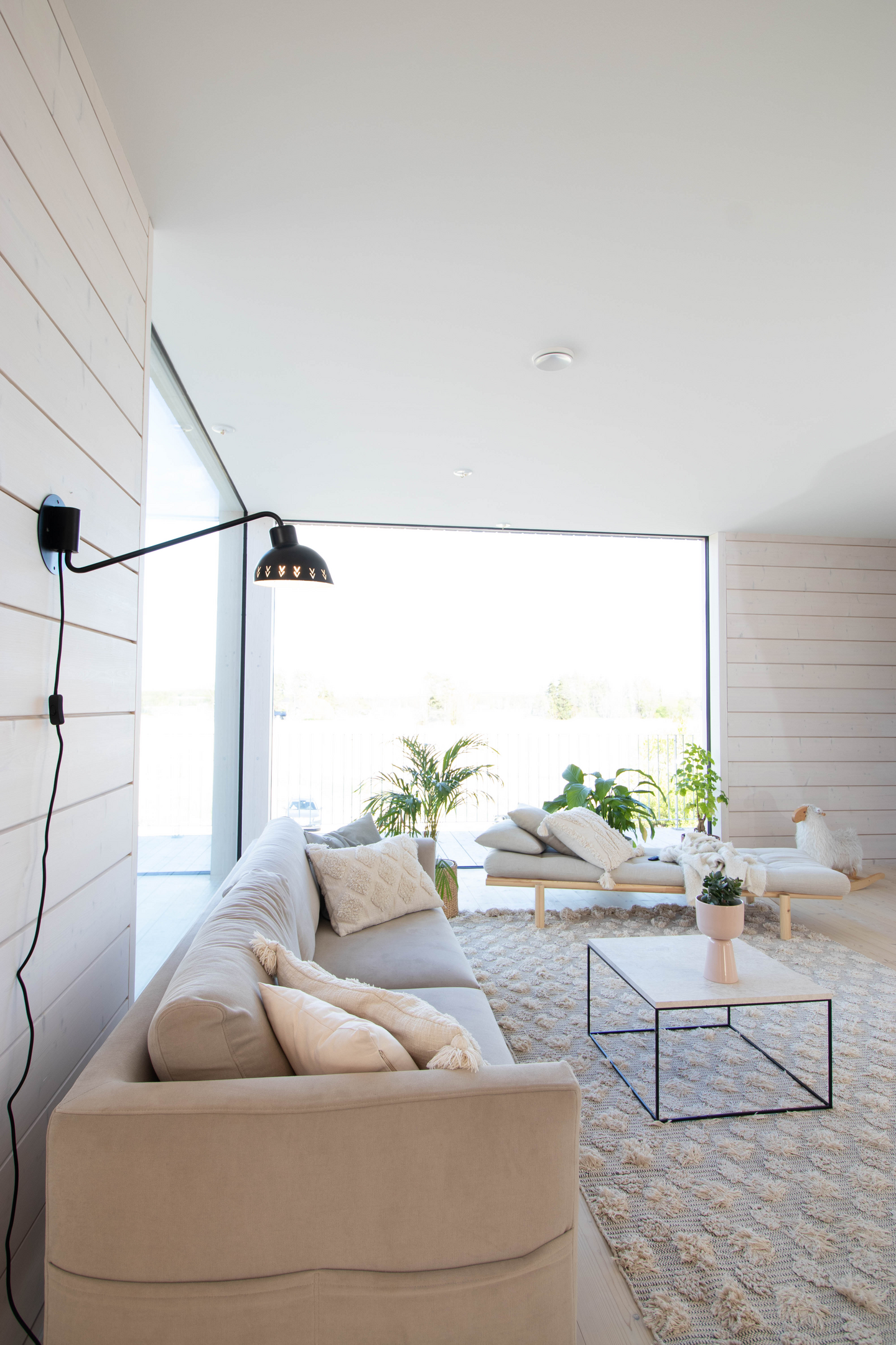 Seinävalaisin Sessak Vilja musta