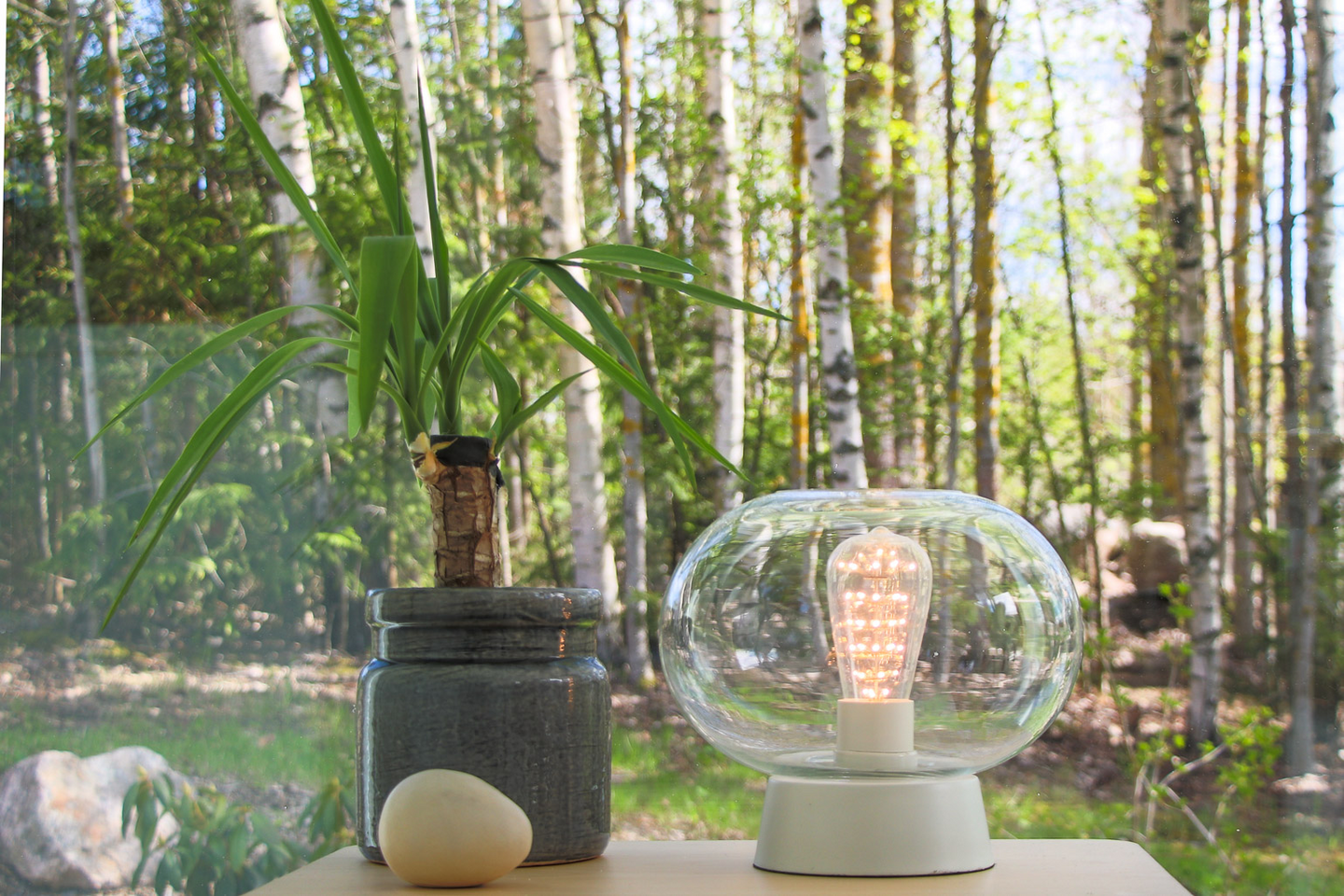 Pöytävalaisin Sessak Malja mattavalkoinen