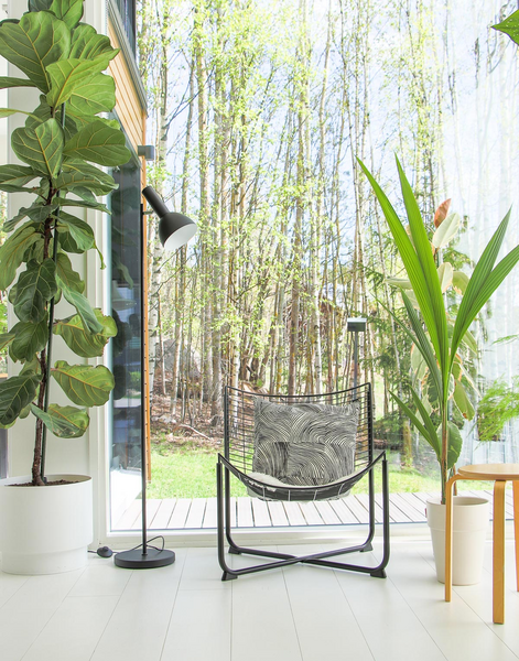 Lattiavalaisin Sessak Jack metalli 153cm 40W musta