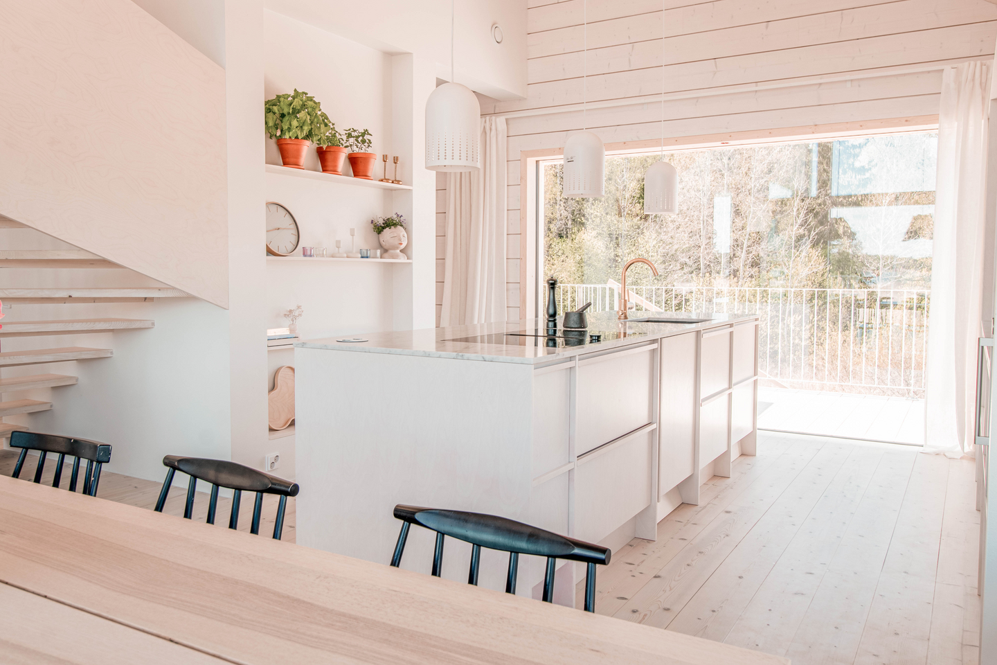 Riippuvalaisin Sessak Pisarat valkoinen