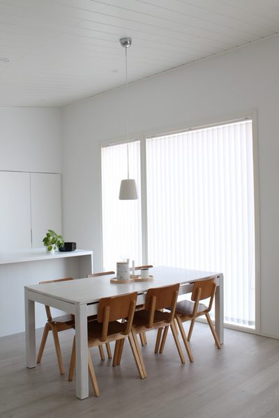 Kattovalaisin Sessak Selma valkoinen