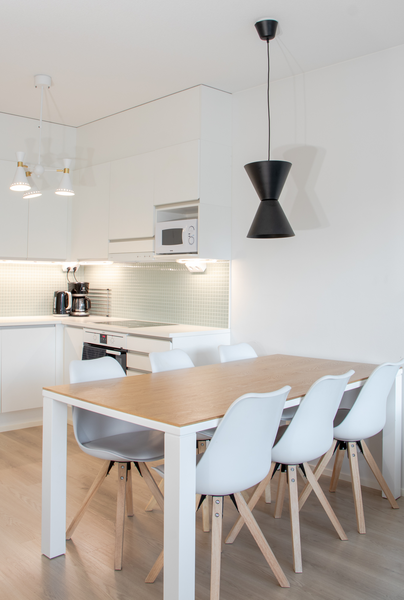 Riippuvalaisin Sessak Länsi musta