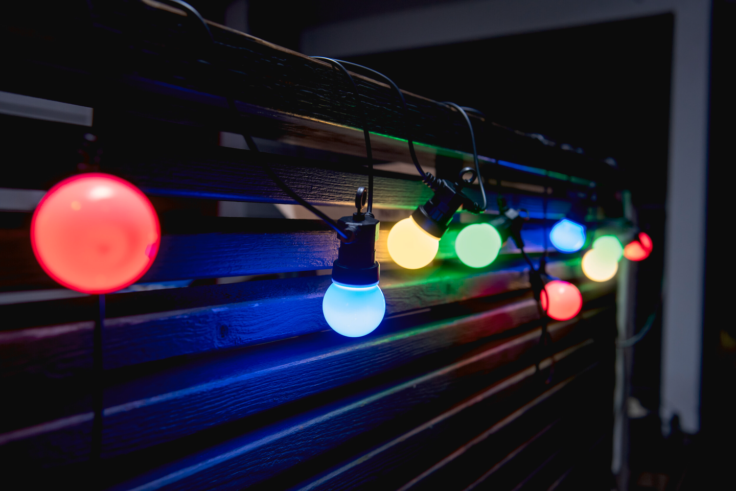 Smart Led-sarja Airam 10 lediä lämmin valkoinen/värimix IP44