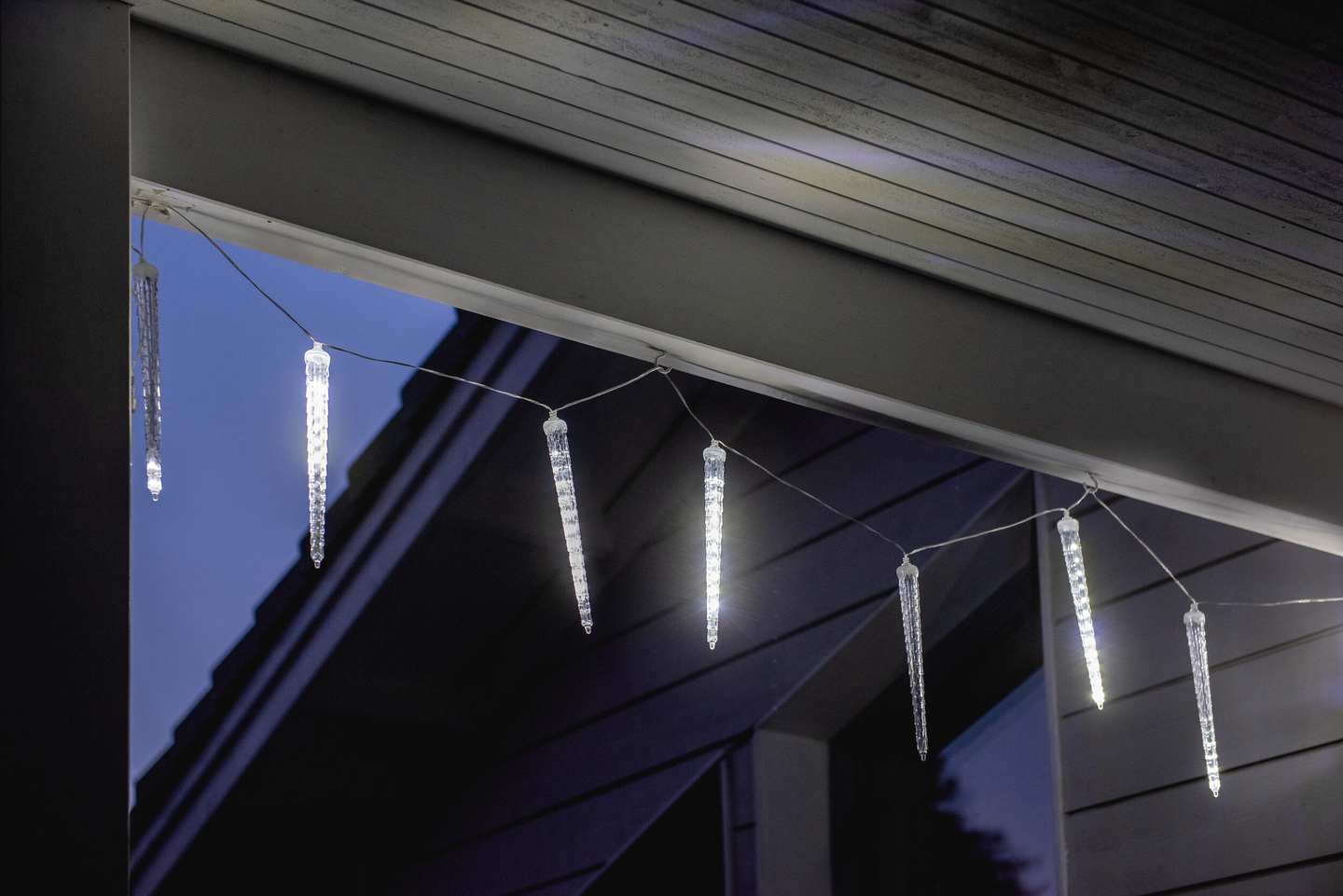 Jääpuikko Airam Lumisade 240 led IP44