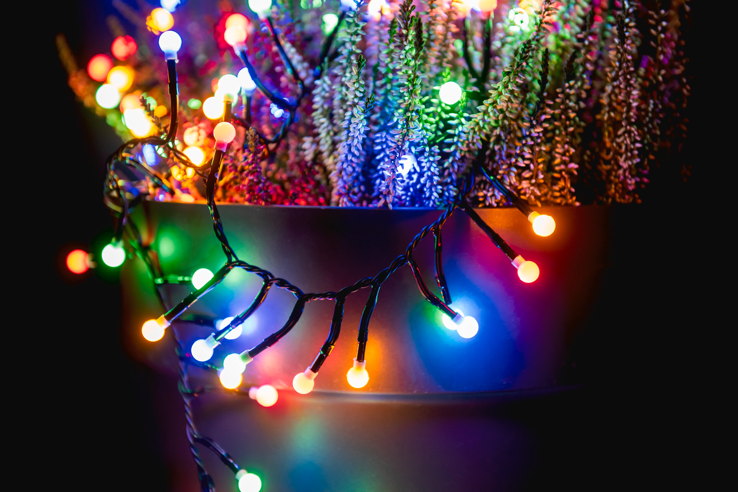 Valosarja Airam Pepino 200 led värimix