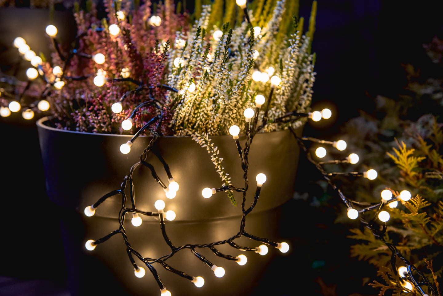 Valosarja Airam Pepino 200 led valkoinen