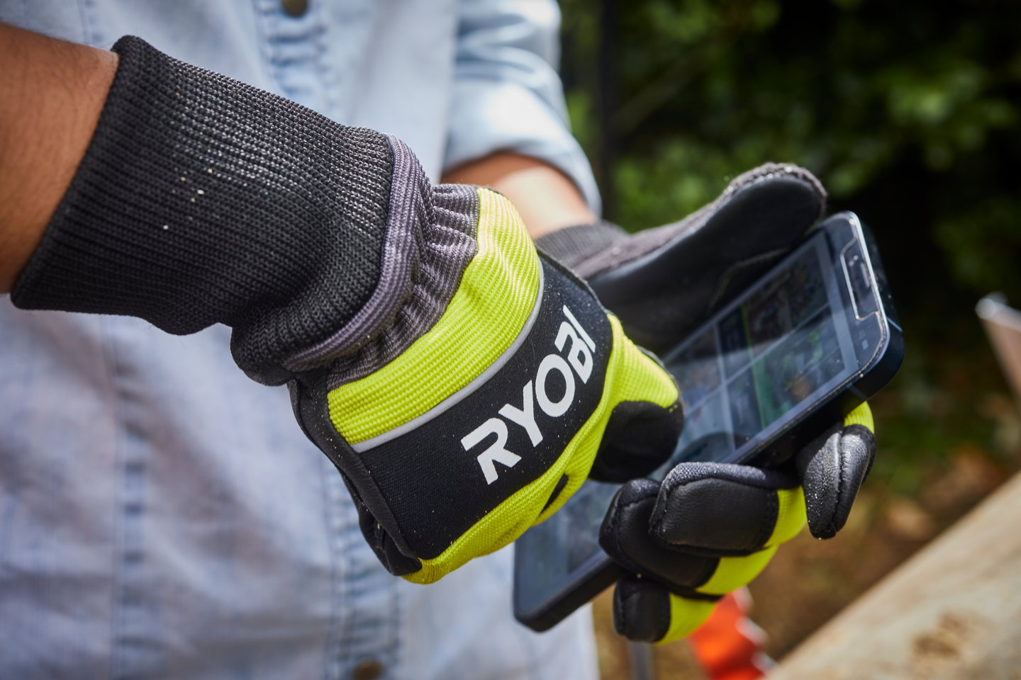 Viiltosuojakäsineet Ryobi RAC258