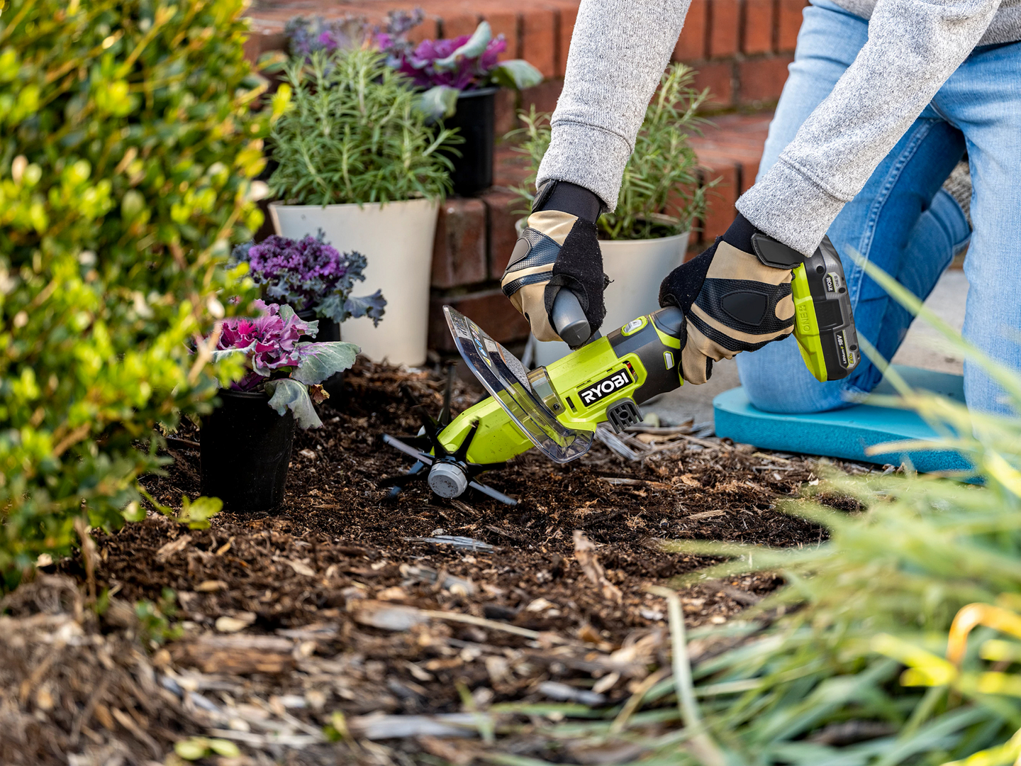 Möyhennin Ryobi RY18HCA-0 18V ONE+ runko