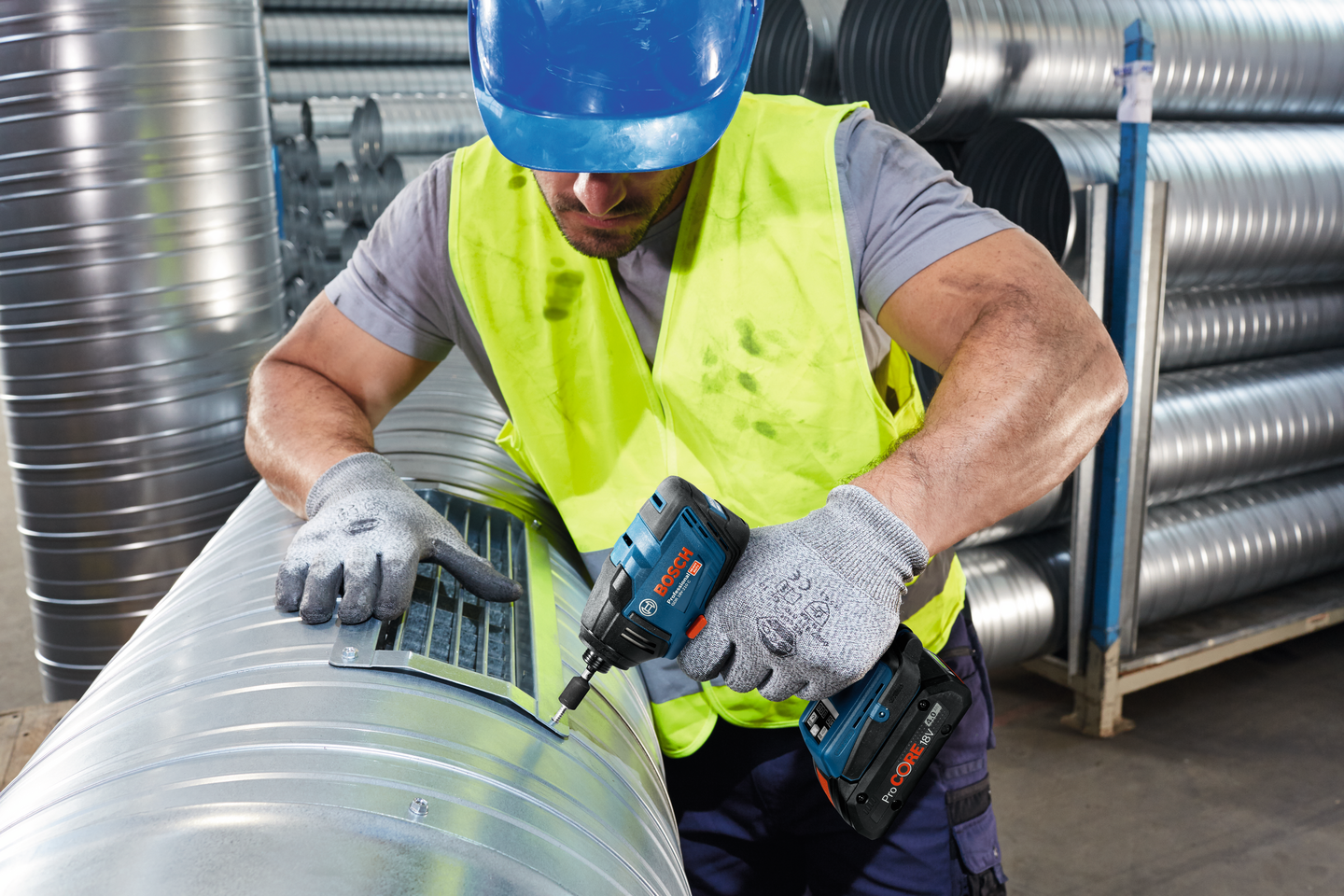 Akkuiskuruuvinväännin Bosch GDR 18V-210 C Solo L-Boxx