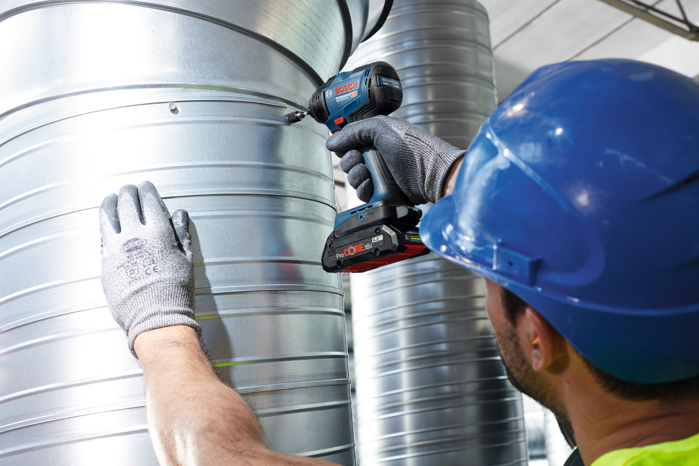 Akkuiskuruuvinväännin Bosch GDR 18V-210 C Solo L-Boxx