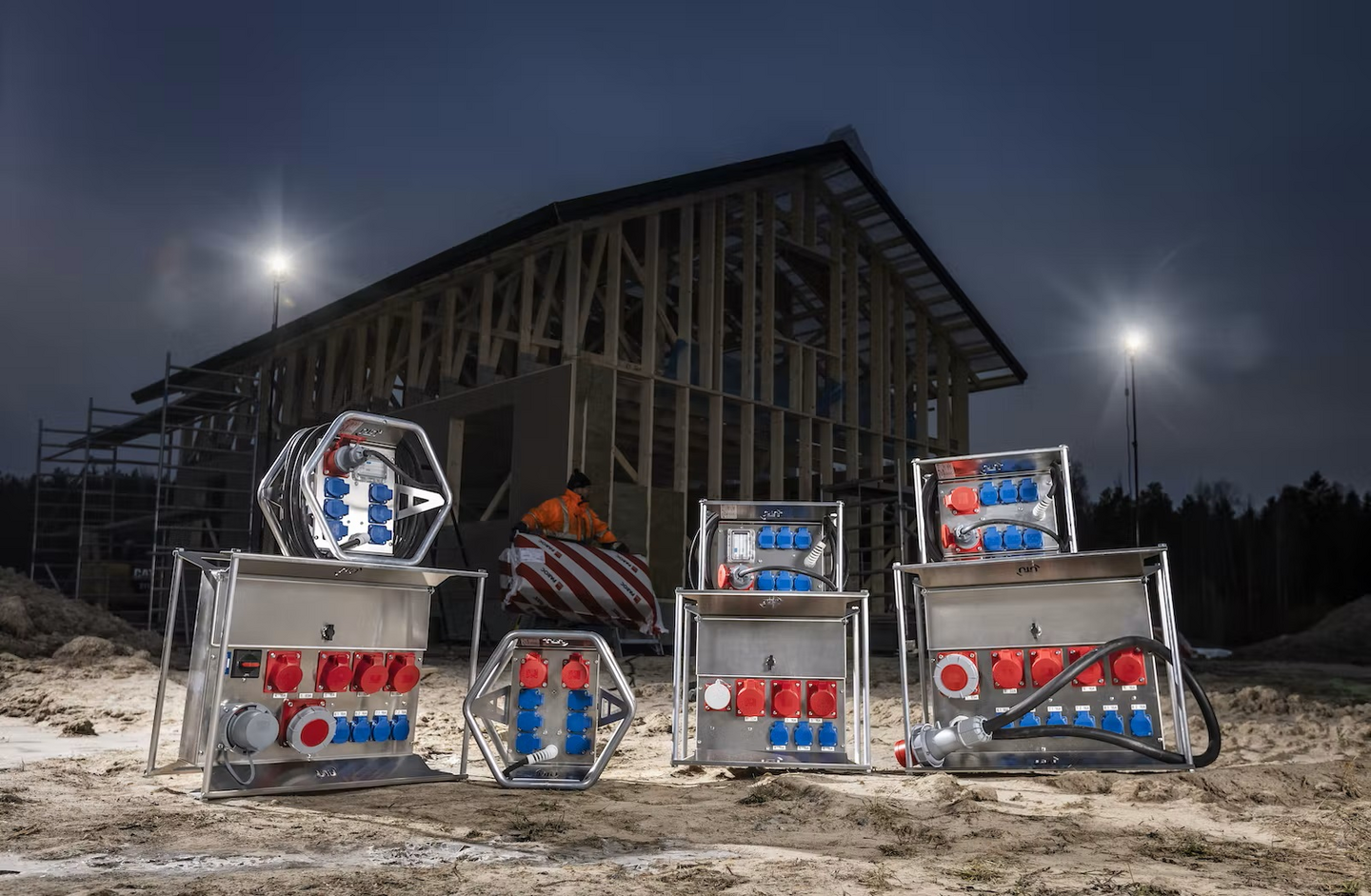 Työmaakeskus UTU Mopsi 32.0123 32A IP44 alumiini