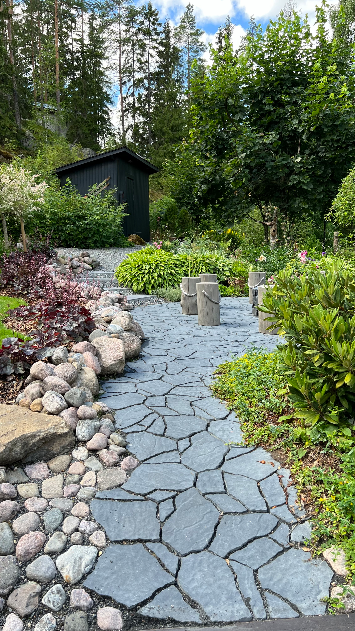 Luotokivi Rudus 80mm hiili 18kpl/m²