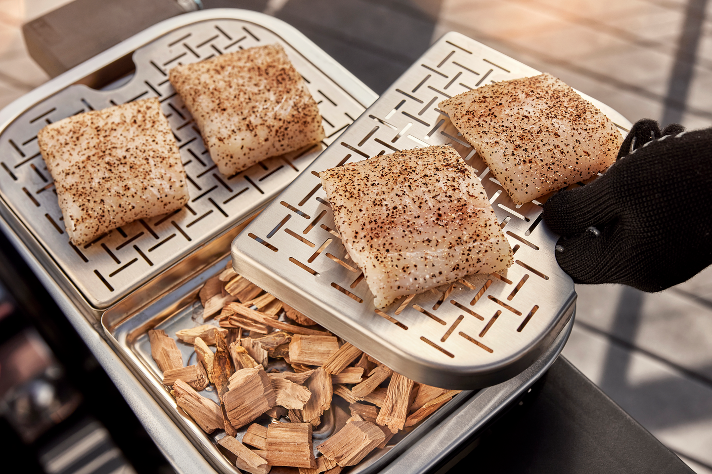 LUMIN WEBER COMPACT ELGRILL, BLACK