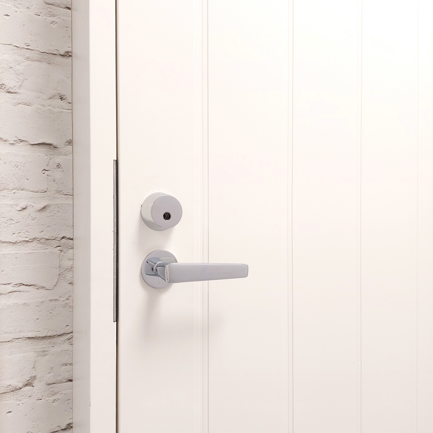 Ulko-oven painike Cello Preemio kromi