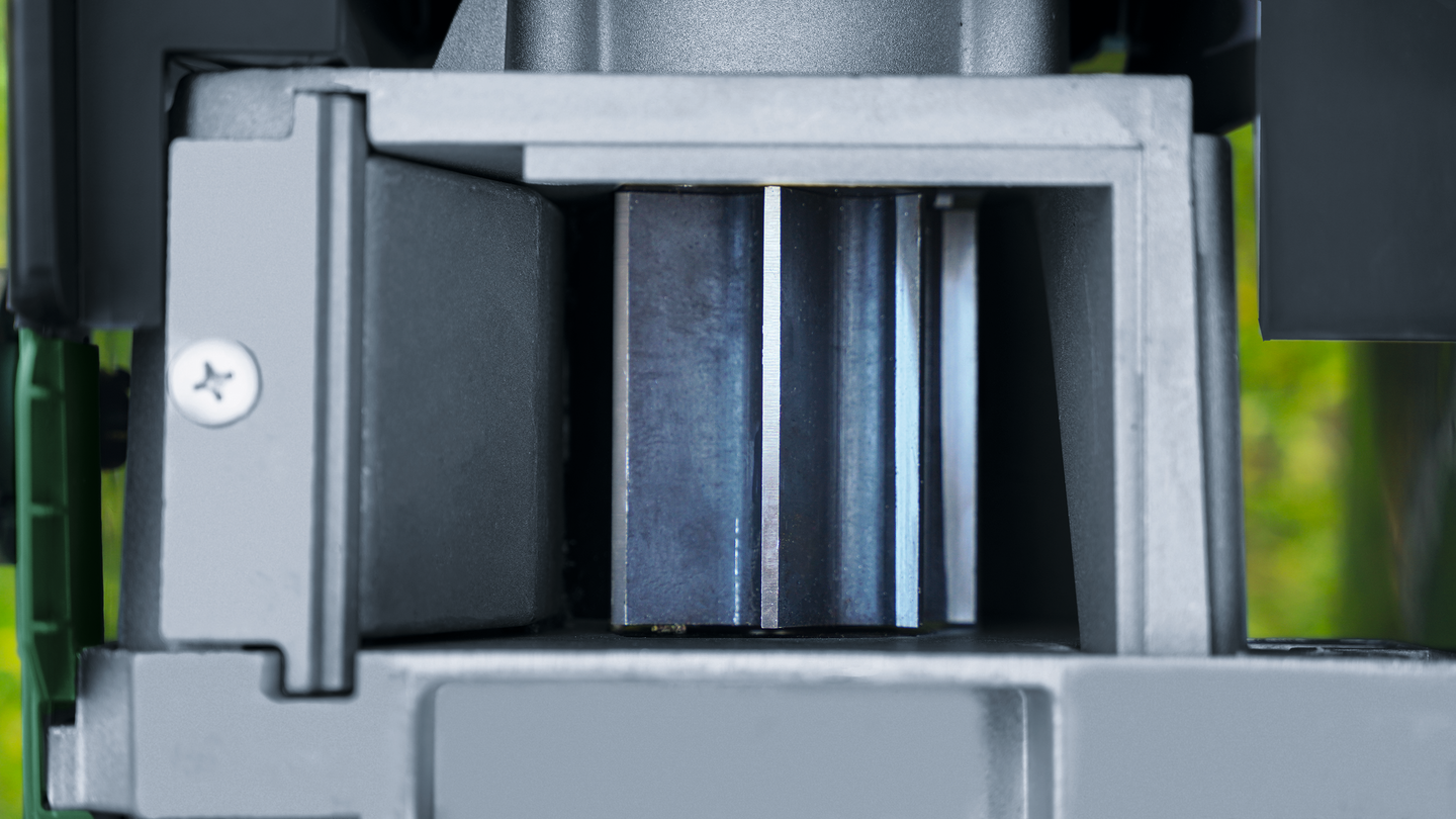 Oksasilppuri Bosch AXT 22 D