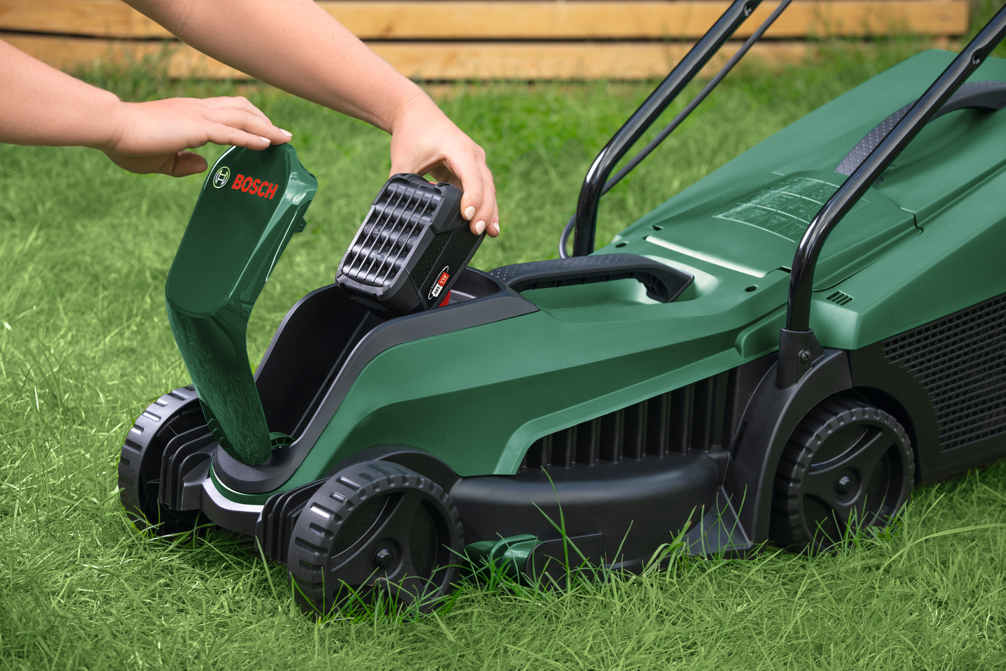 Akkuruohonleikkuri Bosch EasyMower 18V-32-200 Solo