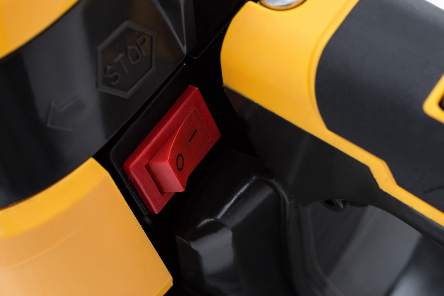 Moottorisaha Stiga CS 545 16in