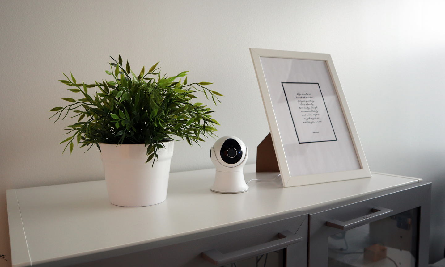 Valvontakamera Emax Smart Home Wi-Fi 360 ulko- ja sisäkäyttöön IP65