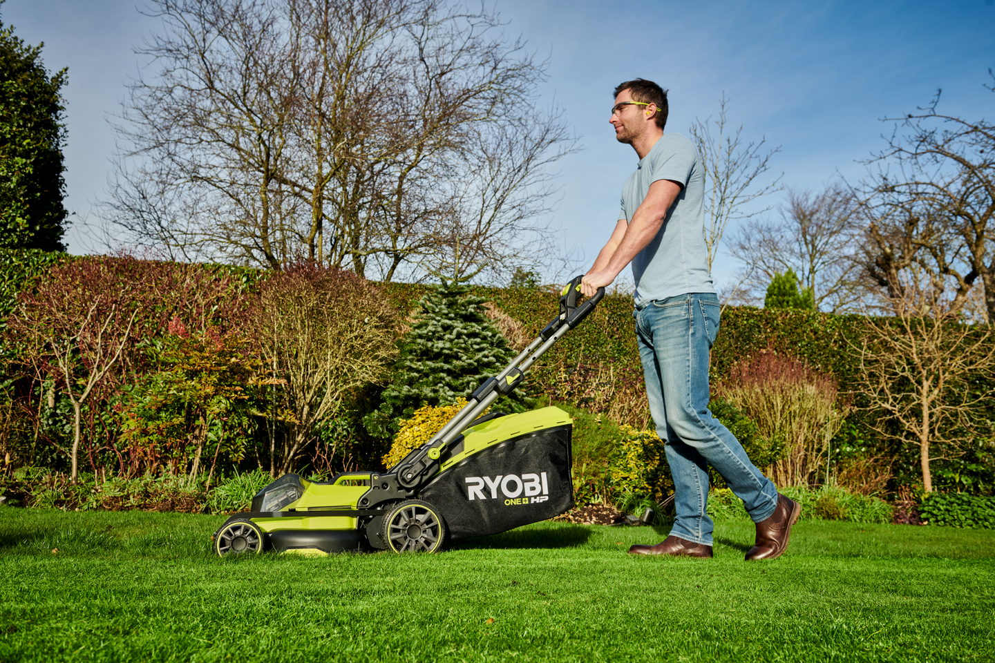 Ruohonleikkuri Ryobi RY18LMX40B-240 18V ONE+ HP 2x4,0Ah
